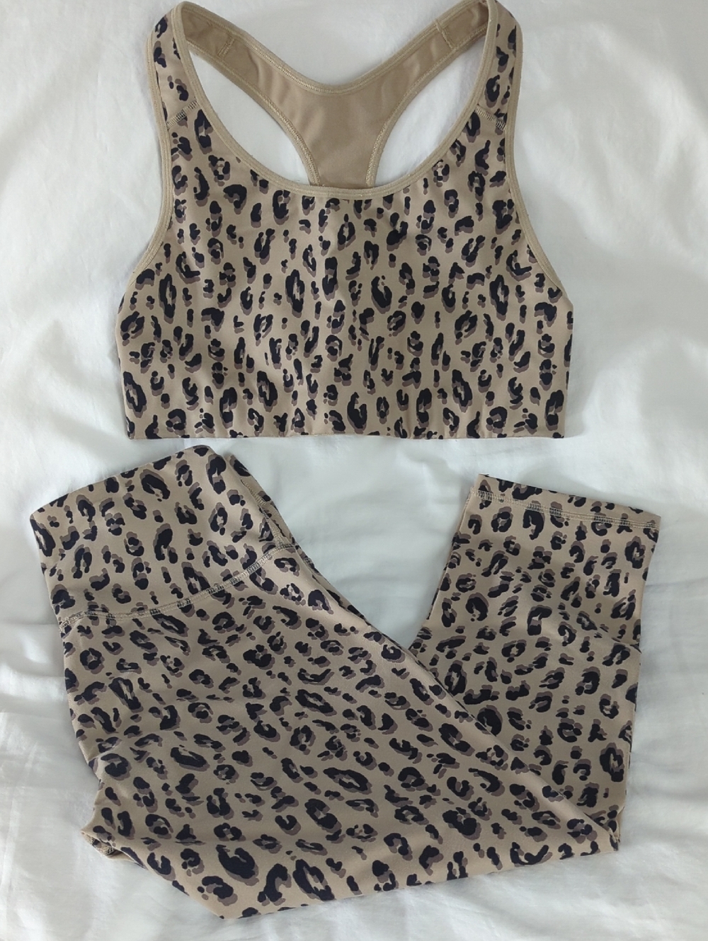 OLD NAVY Active Leopard Print Workout Set Sports Bra Size L Leggings Size M